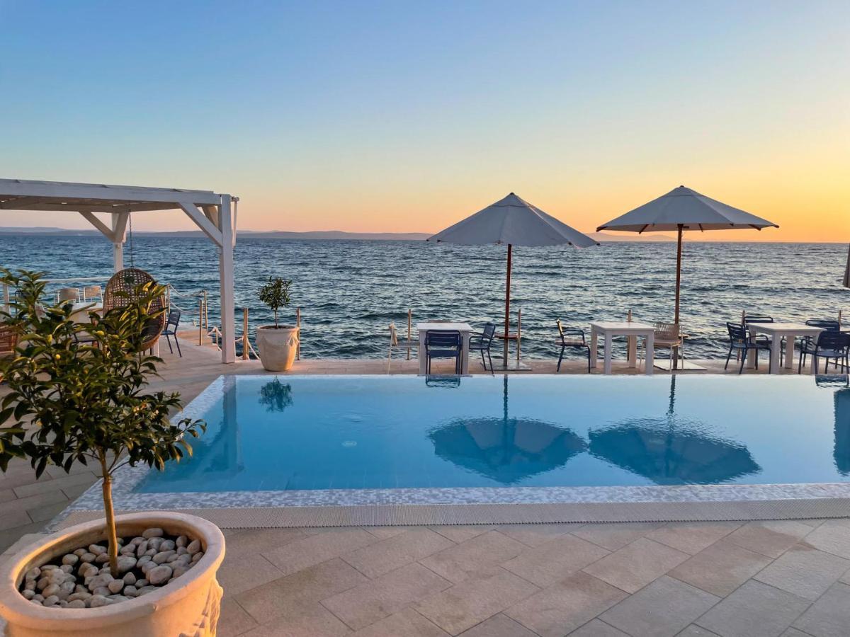 Luxury Two-Floor Apartment In Petrcane With Garden And Pool Kültér fotó