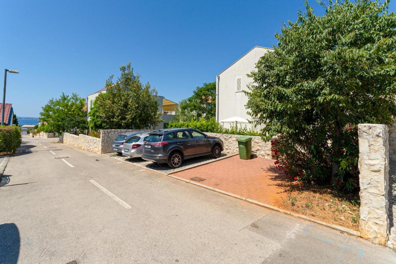 Luxury Two-Floor Apartment In Petrcane With Garden And Pool Kültér fotó