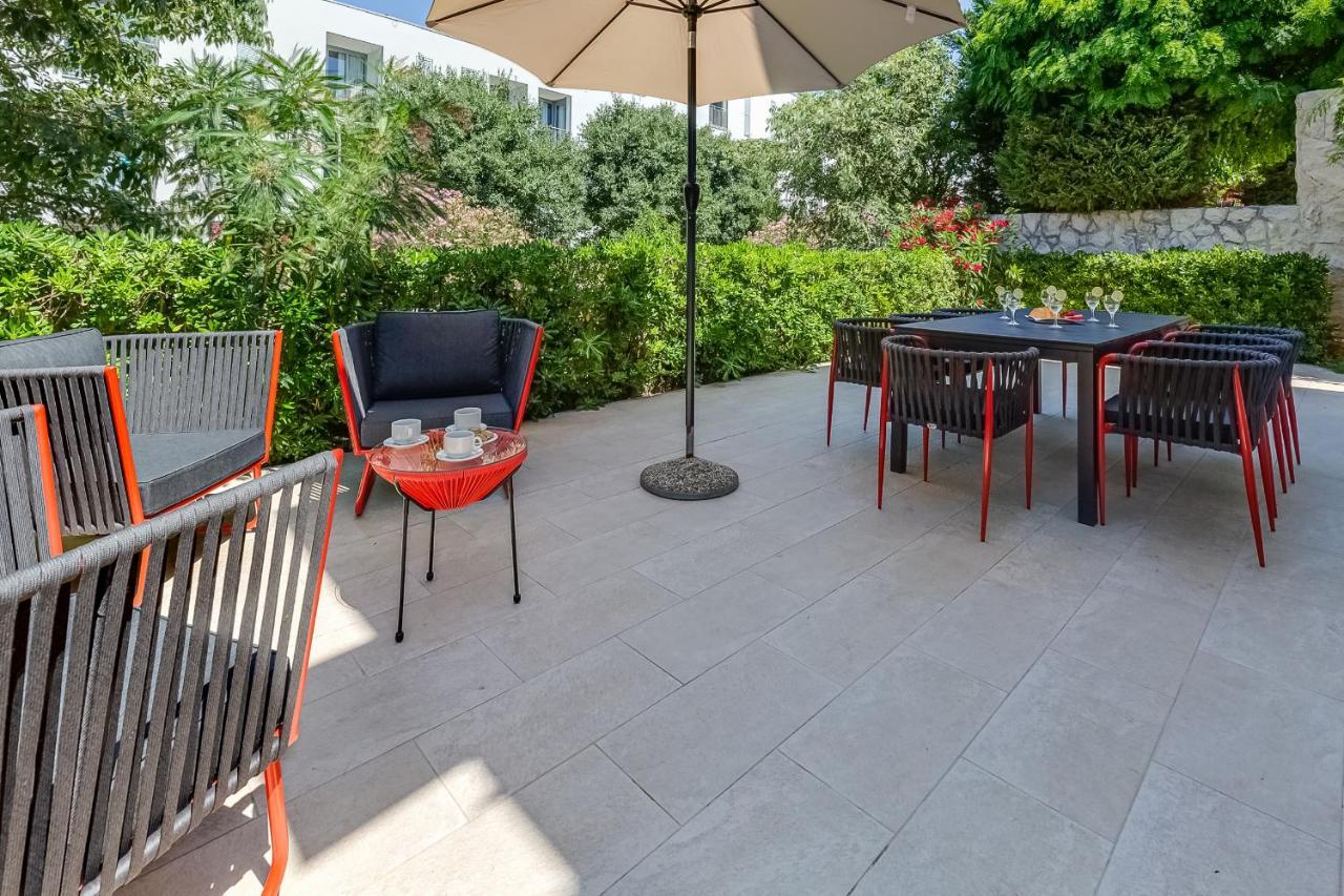 Luxury Two-Floor Apartment In Petrcane With Garden And Pool Kültér fotó